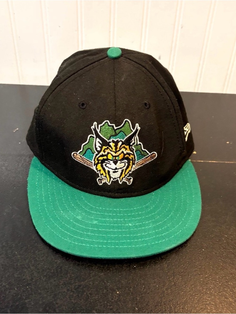 VTG Lynchburg Hillcats Baseball
New Era Fitted
Cap Size 7 1/4